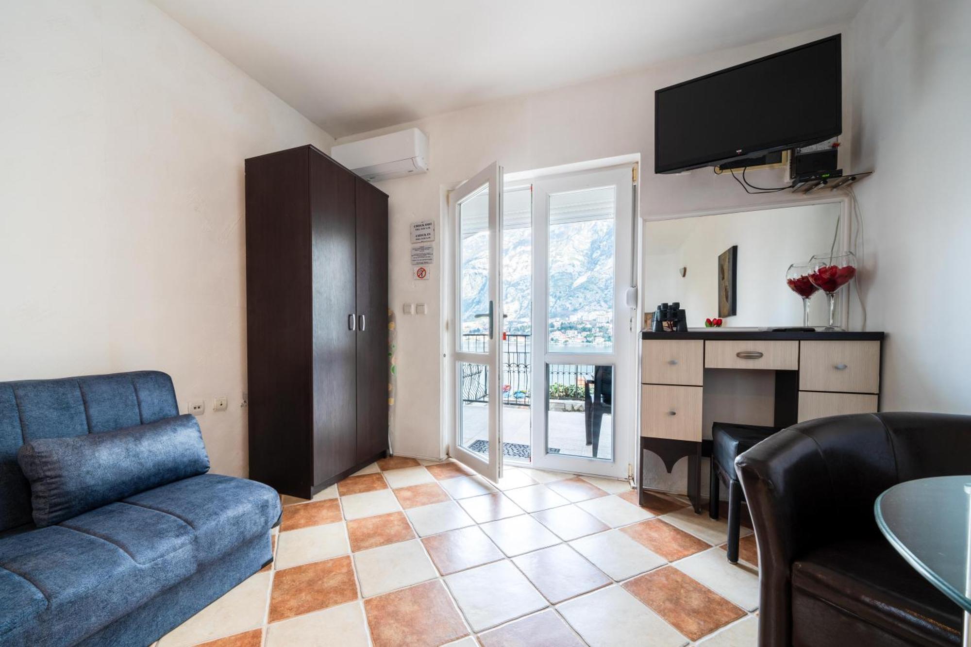 Apartments Vukovic Kotor Exterior photo